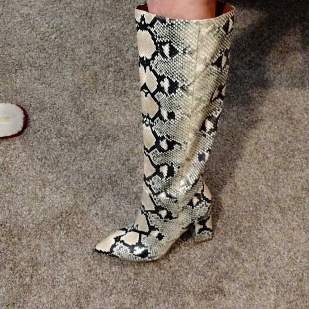 Woman's knee high boots